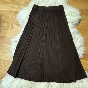 Soft Pleated Calf Lenght Sleeve